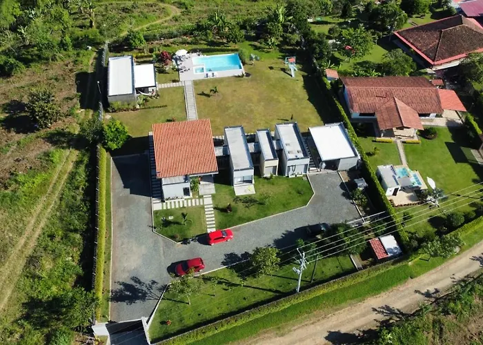 Torcaza Casa De Campo